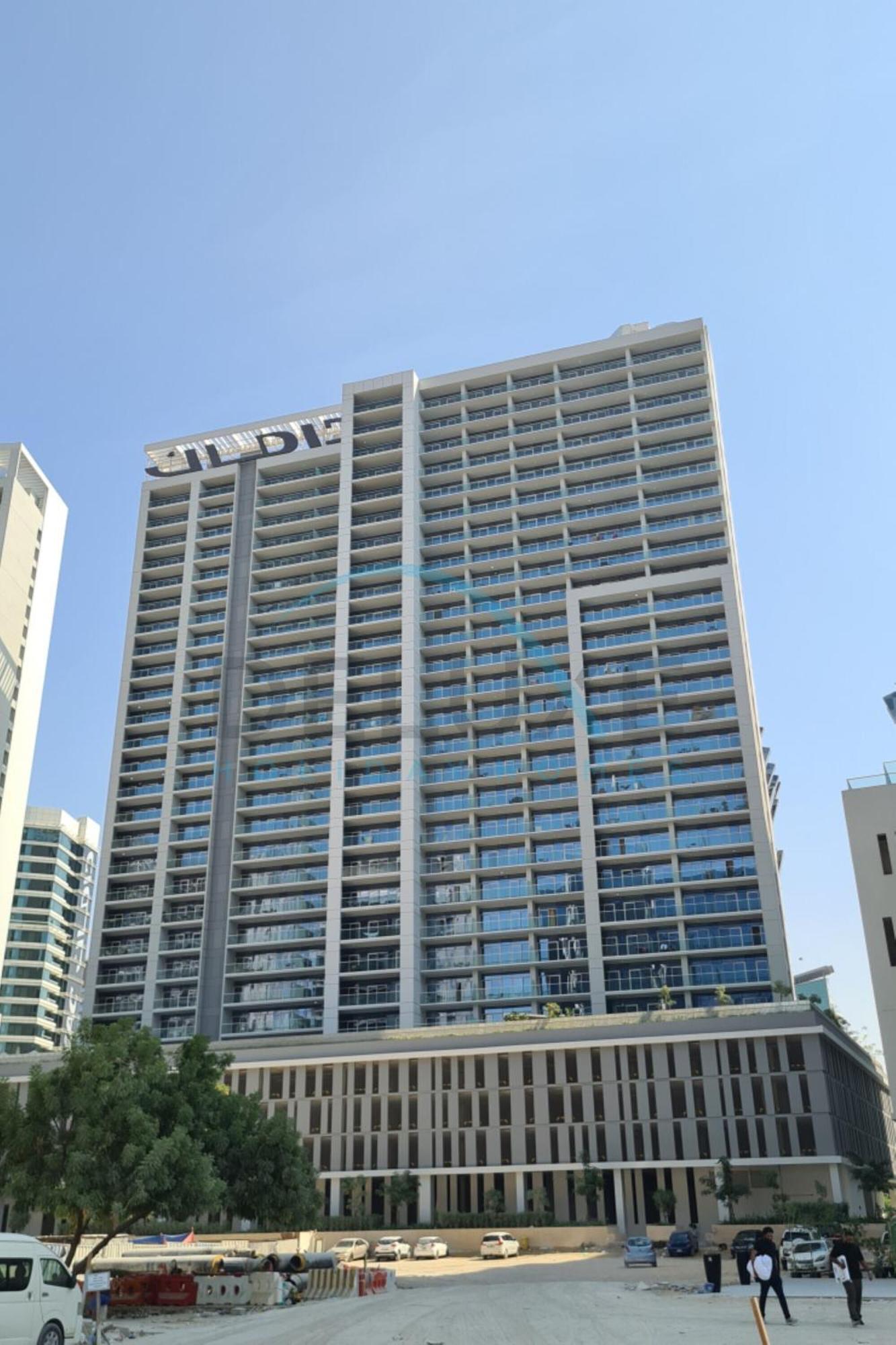 Furnished 1br Near Burj Khalifa, Canal & Metro Station, Vera Tower, Business Bay By Deluxe Homes *