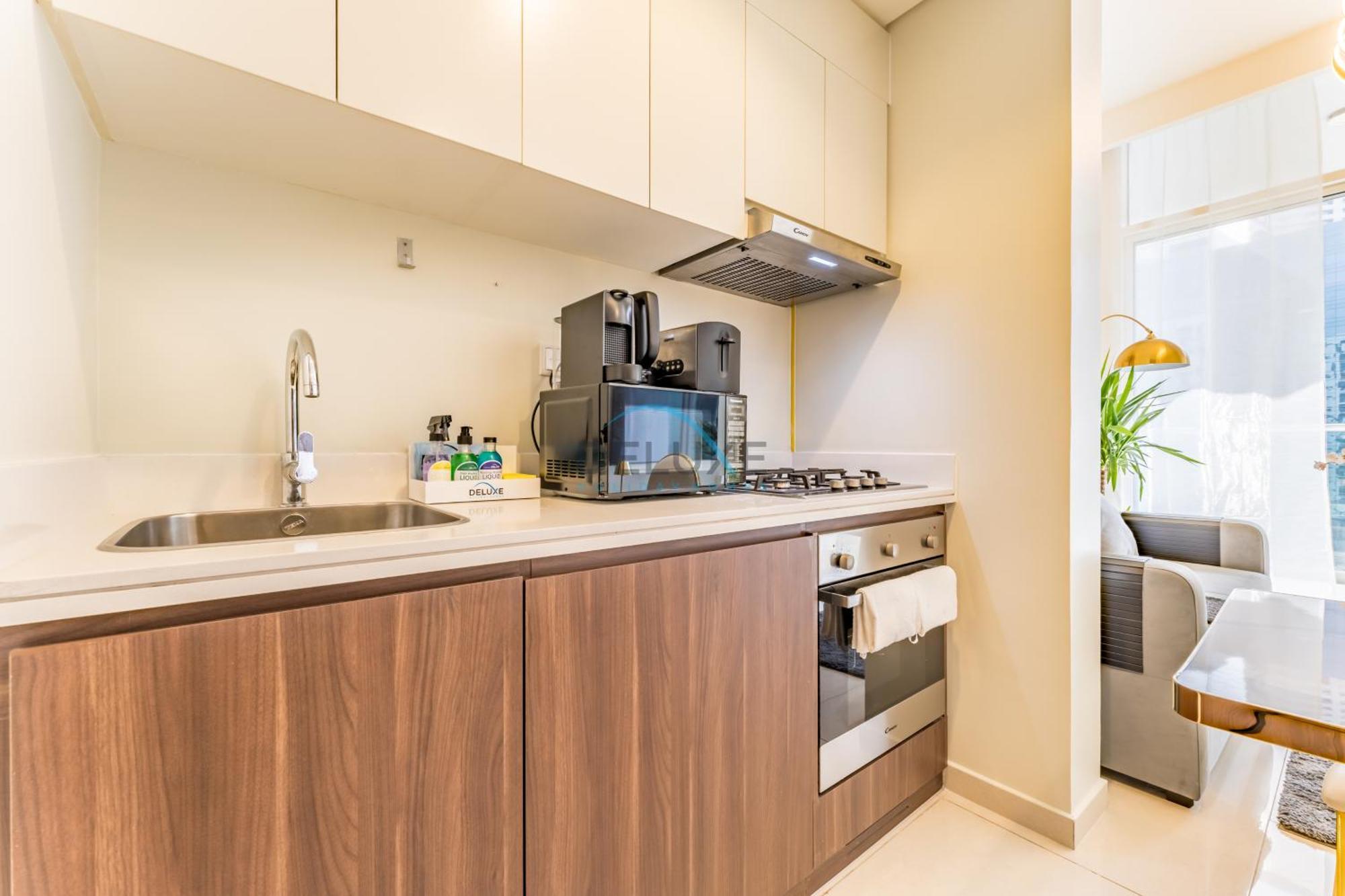 Apartment Furnished 1br Near Burj Khalifa, Canal & Metro Station, Vera Tower, Business Bay By Deluxe Homes *