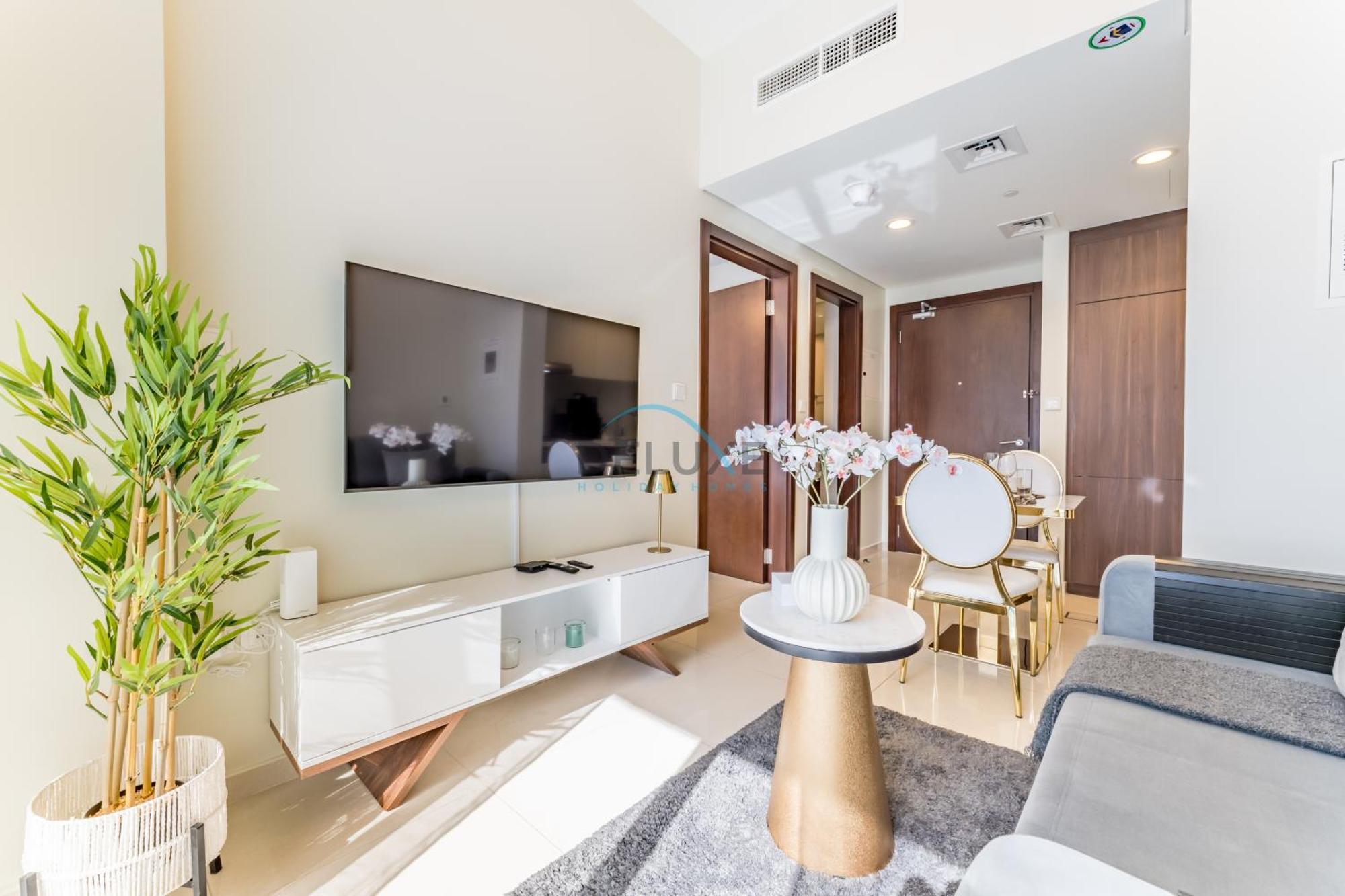 Furnished 1br Near Burj Khalifa, Canal & Metro Station, Vera Tower, Business Bay By Deluxe Homes Apartment *